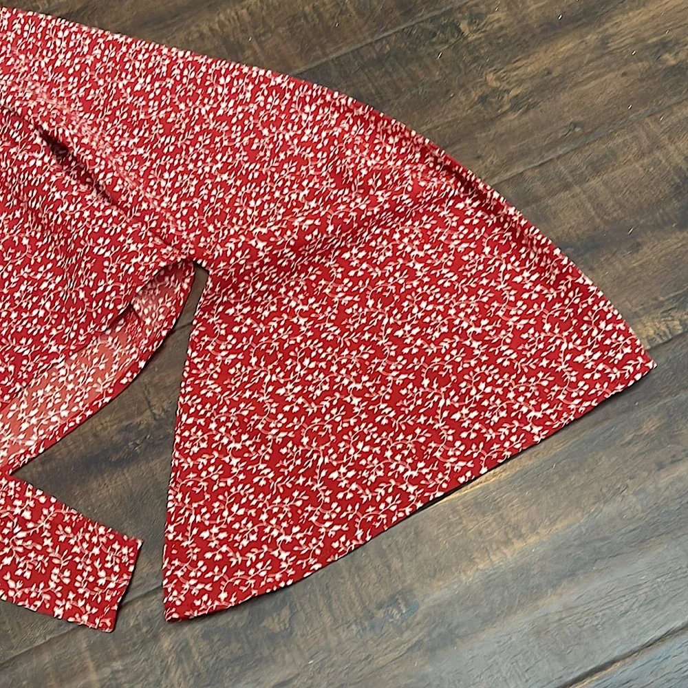 ⭐️Bohemian Tie Top By SHEIN - Picture 2 of 3